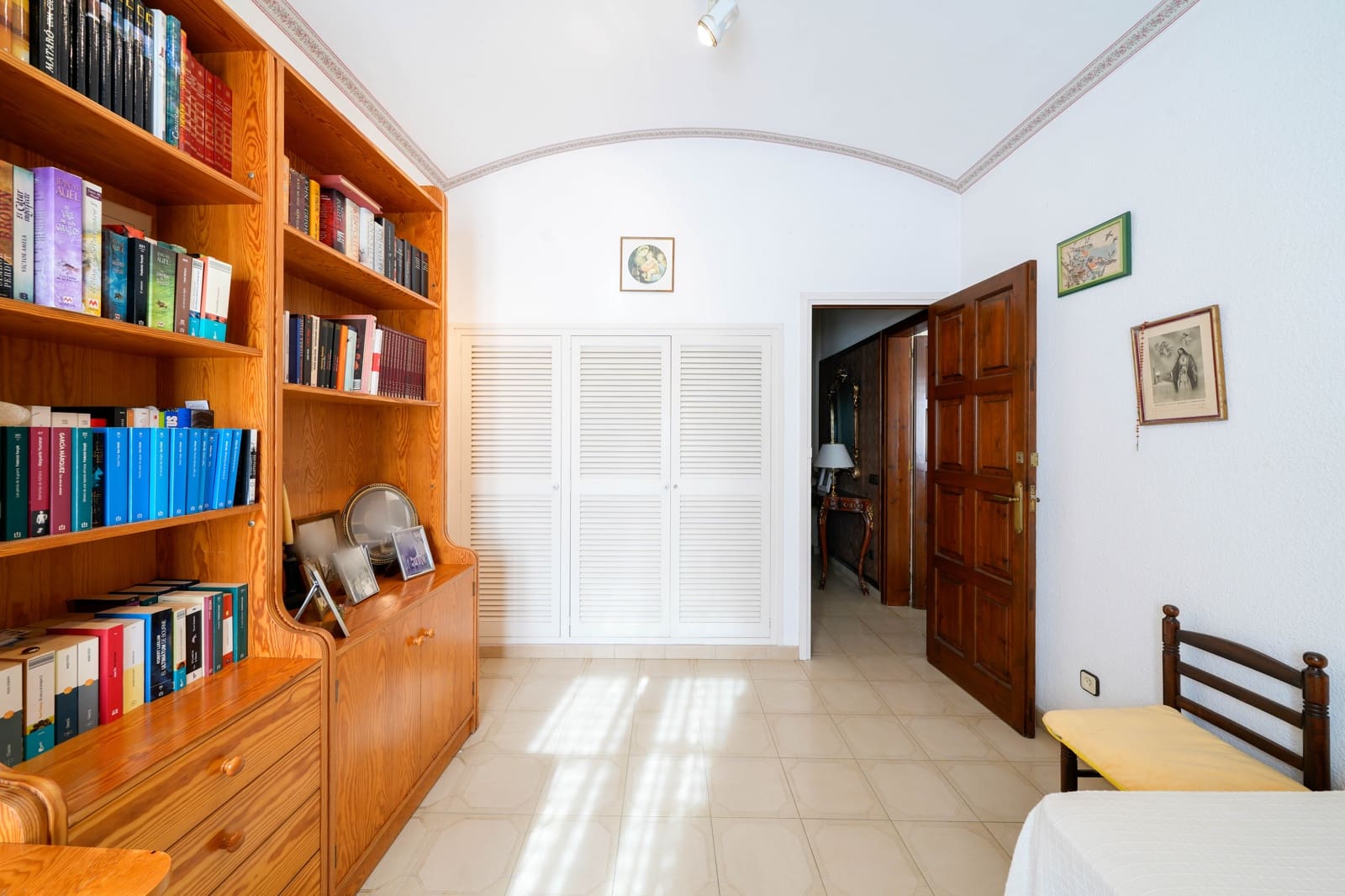 4 makuuhuone Huvila myytävänä paikassa Mataro mukana 
autotalli - 690 000 € (Ref: 9386464)