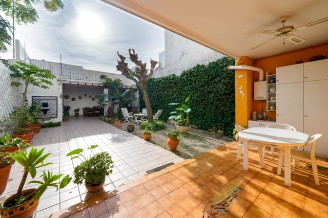 4 camera da letto Villa in vendita in Mataró con garage - 690.000 € (Rif: 9386464)
