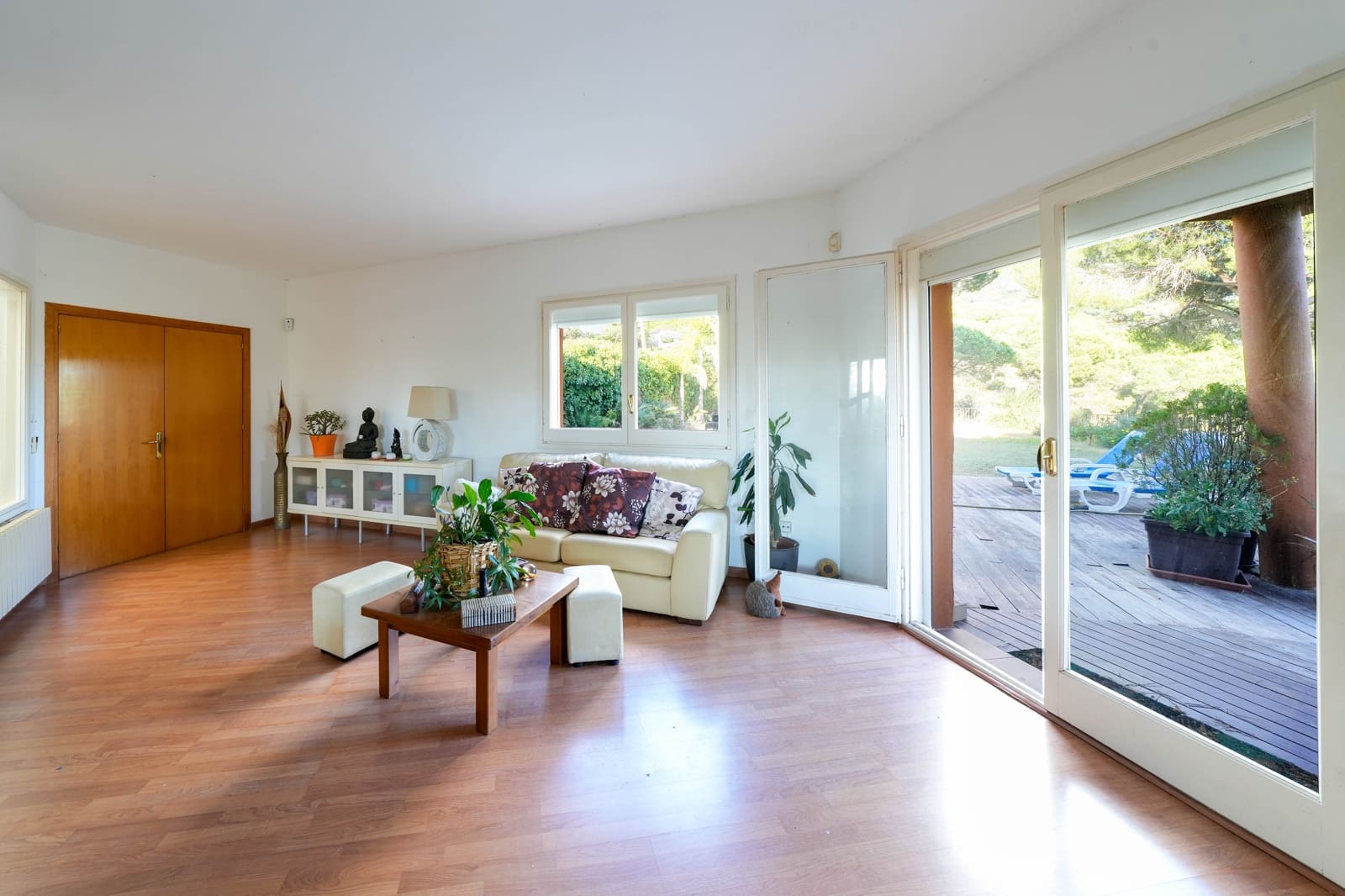 5 soverom Villa til salgs i Cabrils med svømmebasseng garasje - € 710 000 (Ref: 9386465)