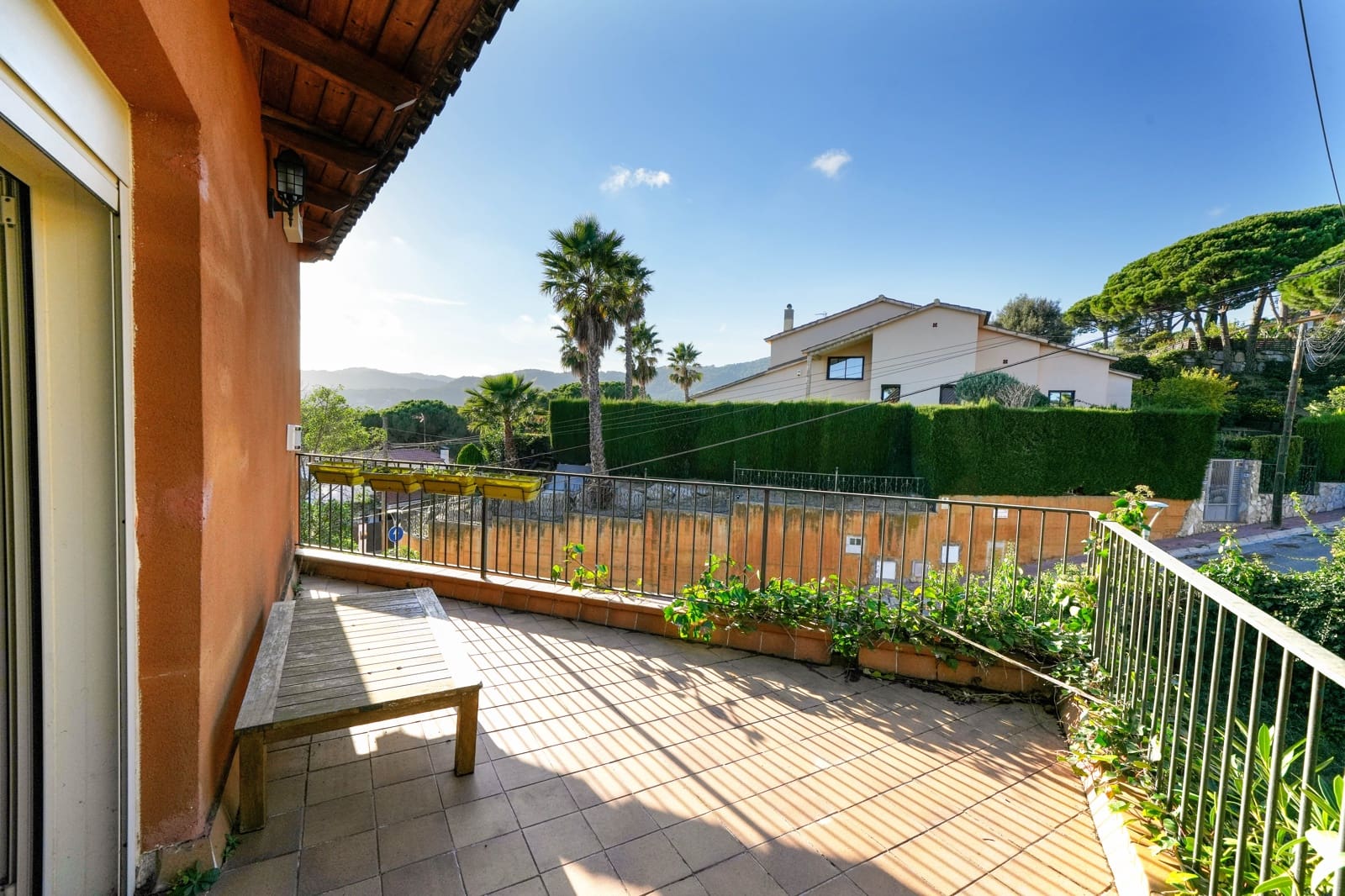 5 soverom Villa til salgs i Cabrils med svømmebasseng garasje - € 710 000 (Ref: 9386465)