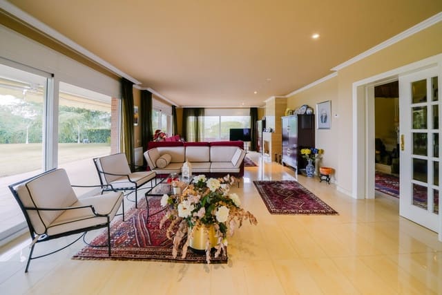 7 chambre Villa/Maison à vendre à Sant Andreu de Llavaneres avec piscine garage - 1 800 000 € (Ref: 9396786)