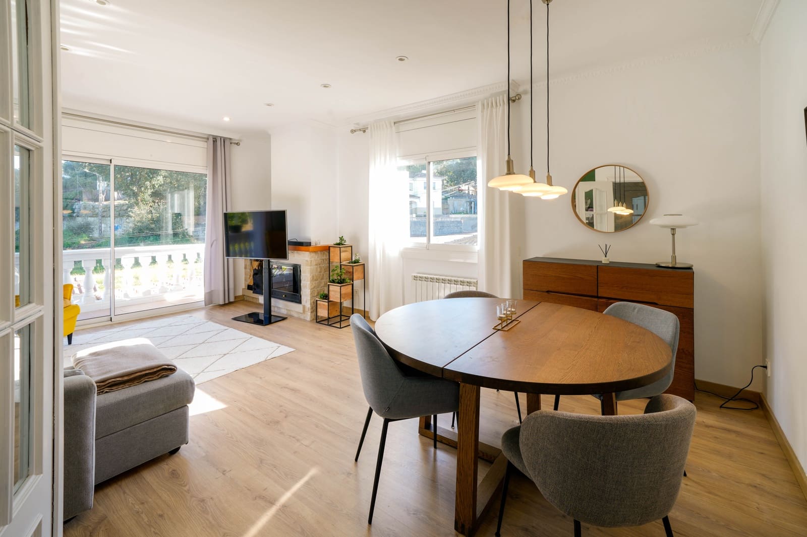 5 soverom Villa til salgs i Dosrius med svømmebasseng garasje - € 485 000 (Ref: 9399649)