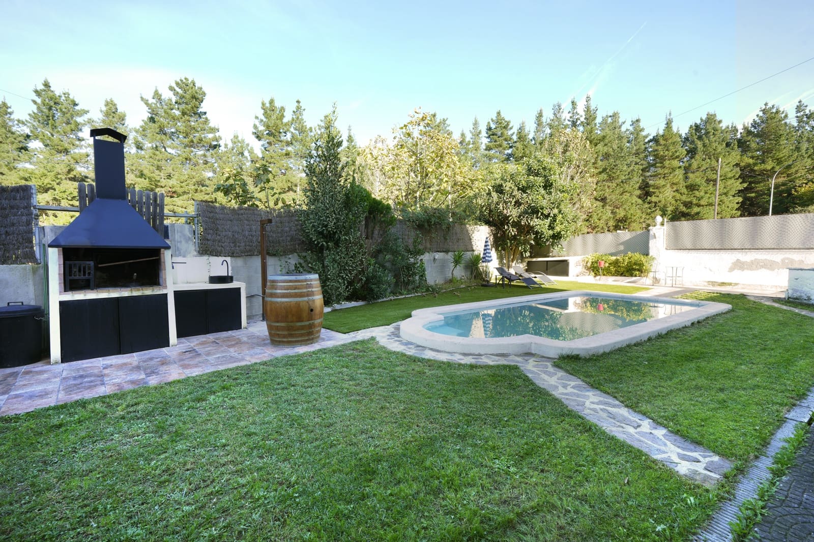 5 soverom Villa til salgs i Dosrius med svømmebasseng garasje - € 485 000 (Ref: 9399649)