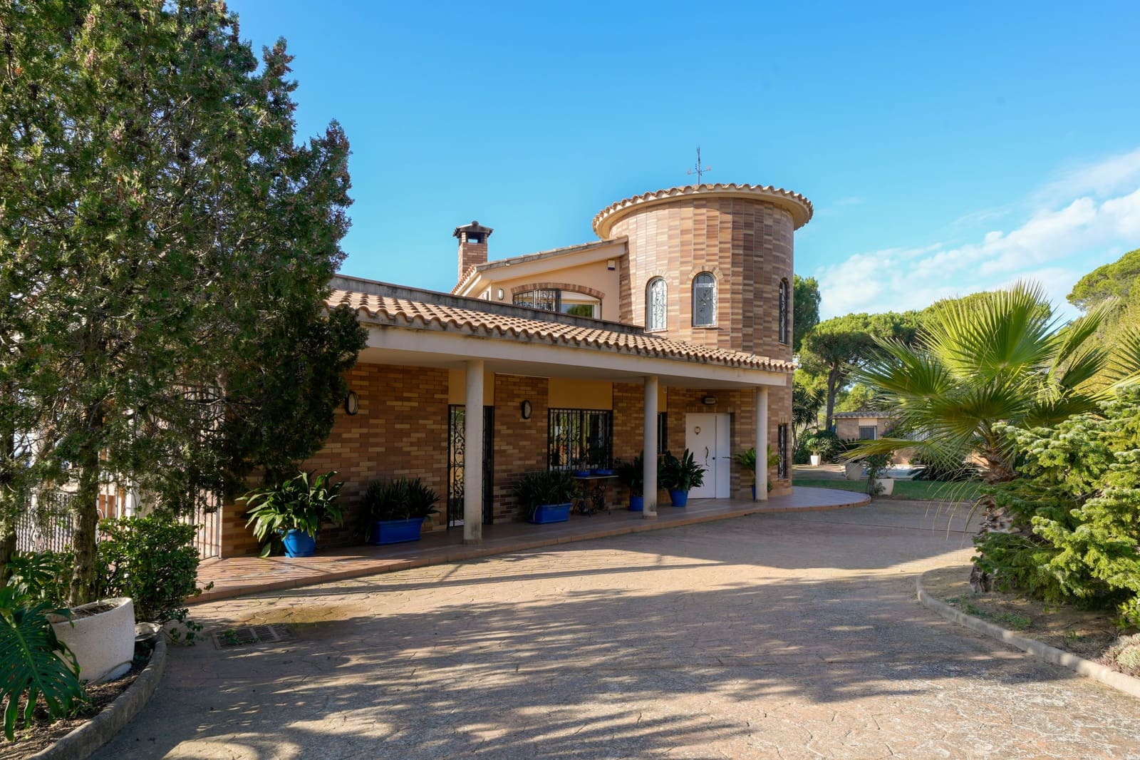 5 chambre Villa/Maison à vendre à Sant Pol de Mar avec piscine - 1 300 000 € (Ref: 9436090)
