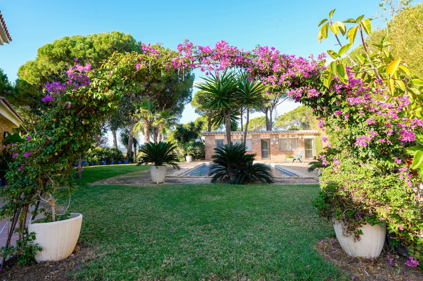 5 chambre Villa/Maison à vendre à Sant Pol de Mar avec piscine - 1 300 000 € (Ref: 9436090)