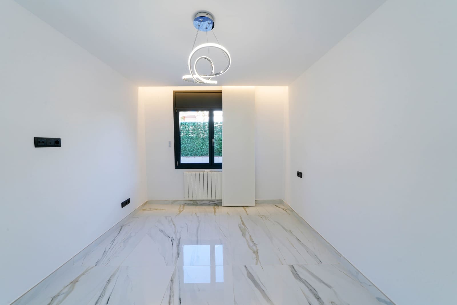 5 sypialnia Willa na sprzedaż w Canet de Mar z basenem garażem - 890 000 € (Ref: 9436091)