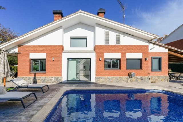 5 sypialnia Willa na sprzedaż w Canet de Mar z basenem garażem - 890 000 € (Ref: 9436091)