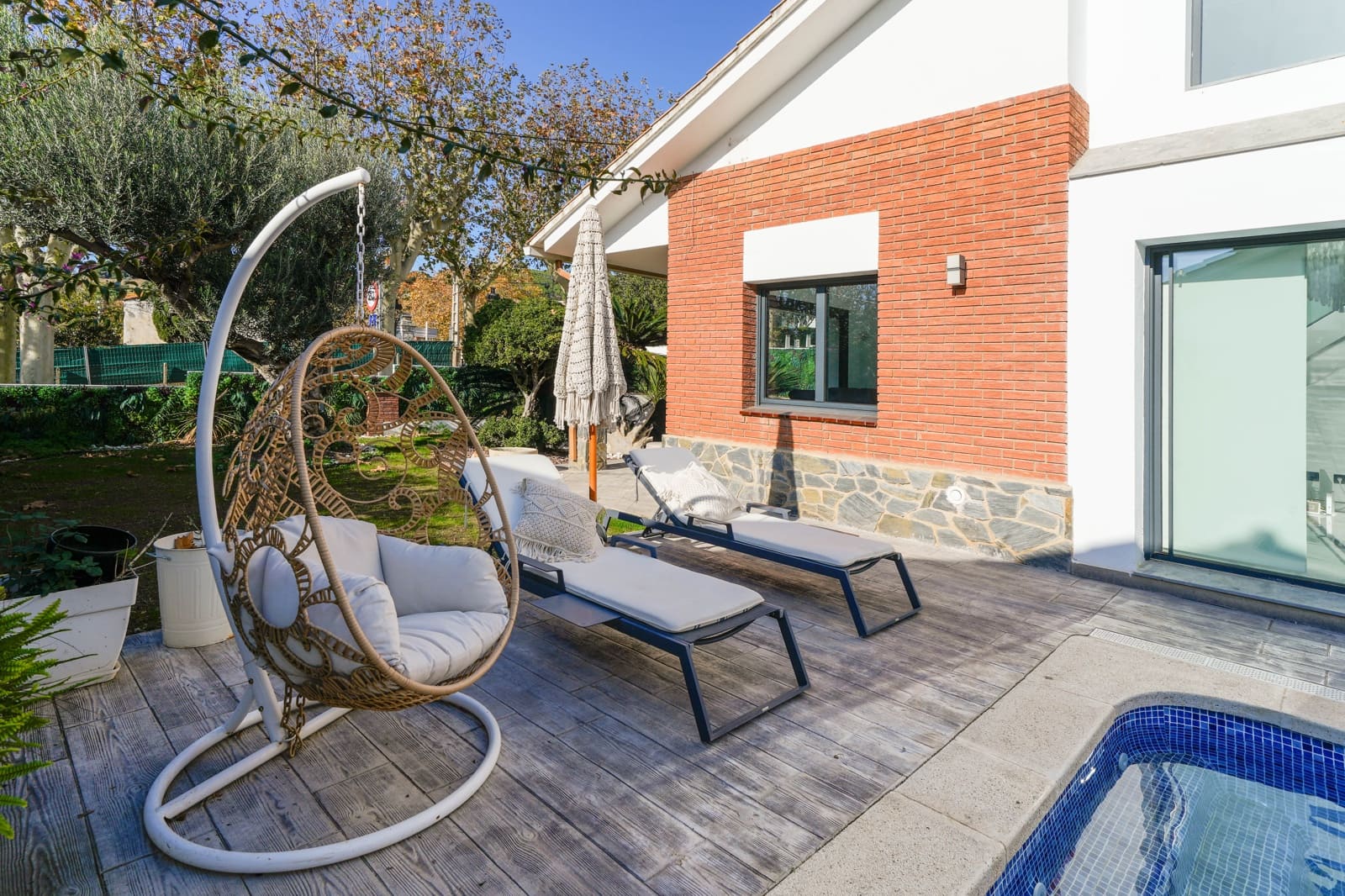 5 sypialnia Willa na sprzedaż w Canet de Mar z basenem garażem - 890 000 € (Ref: 9436091)