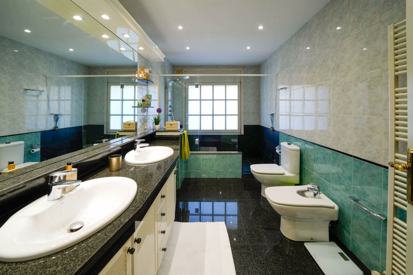 6 bedroom Villa for sale in Pineda de Mar with pool garage - € 1,880,000 (Ref: 9438145)