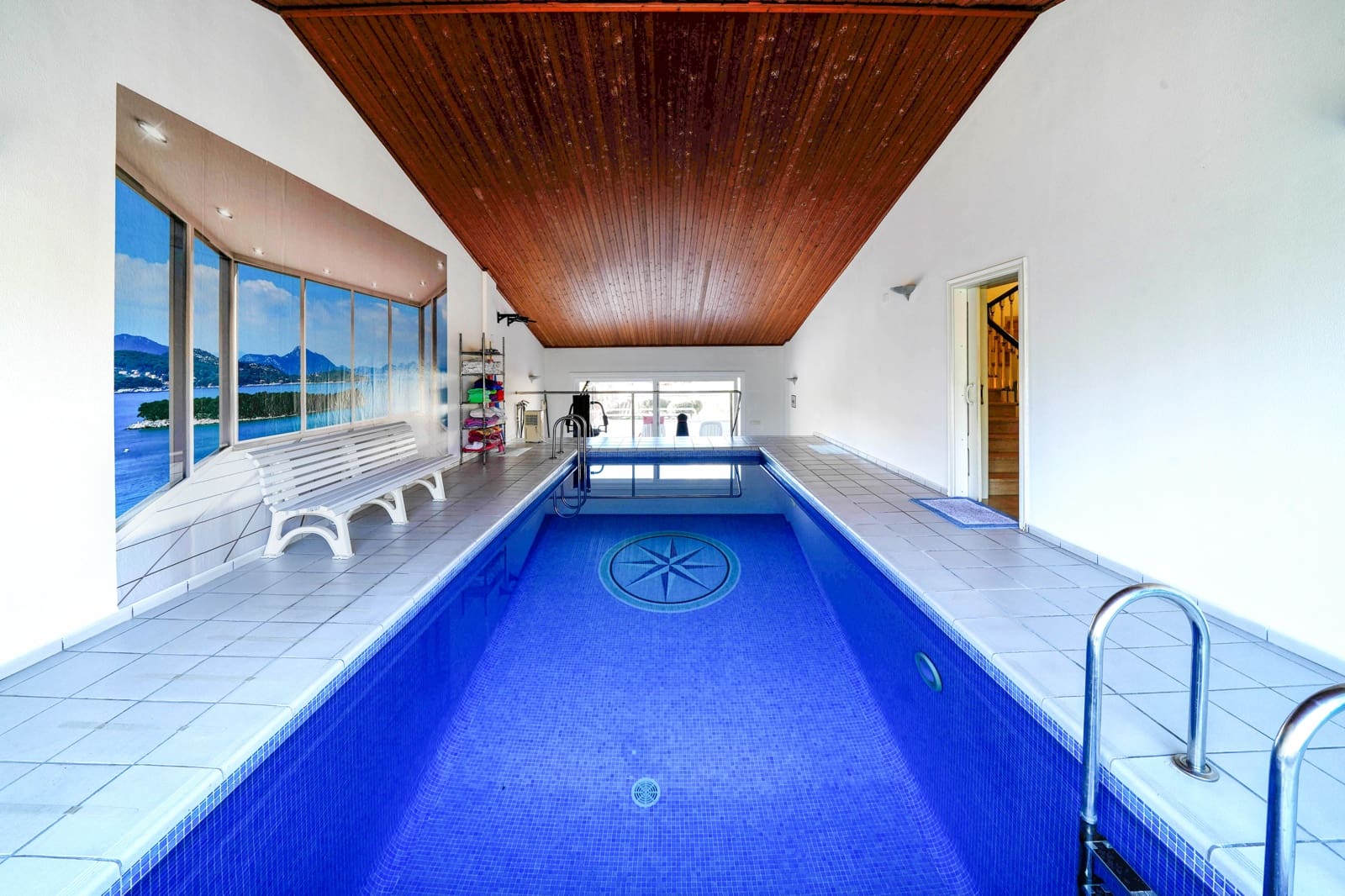 6 bedroom Villa for sale in Pineda de Mar with pool garage - € 1,880,000 (Ref: 9438145)