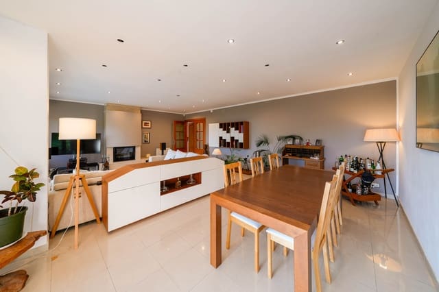 4 slaapkamer Villa te koop in Cabrils met zwembad garage - € 998.000 (Ref: 9444633)