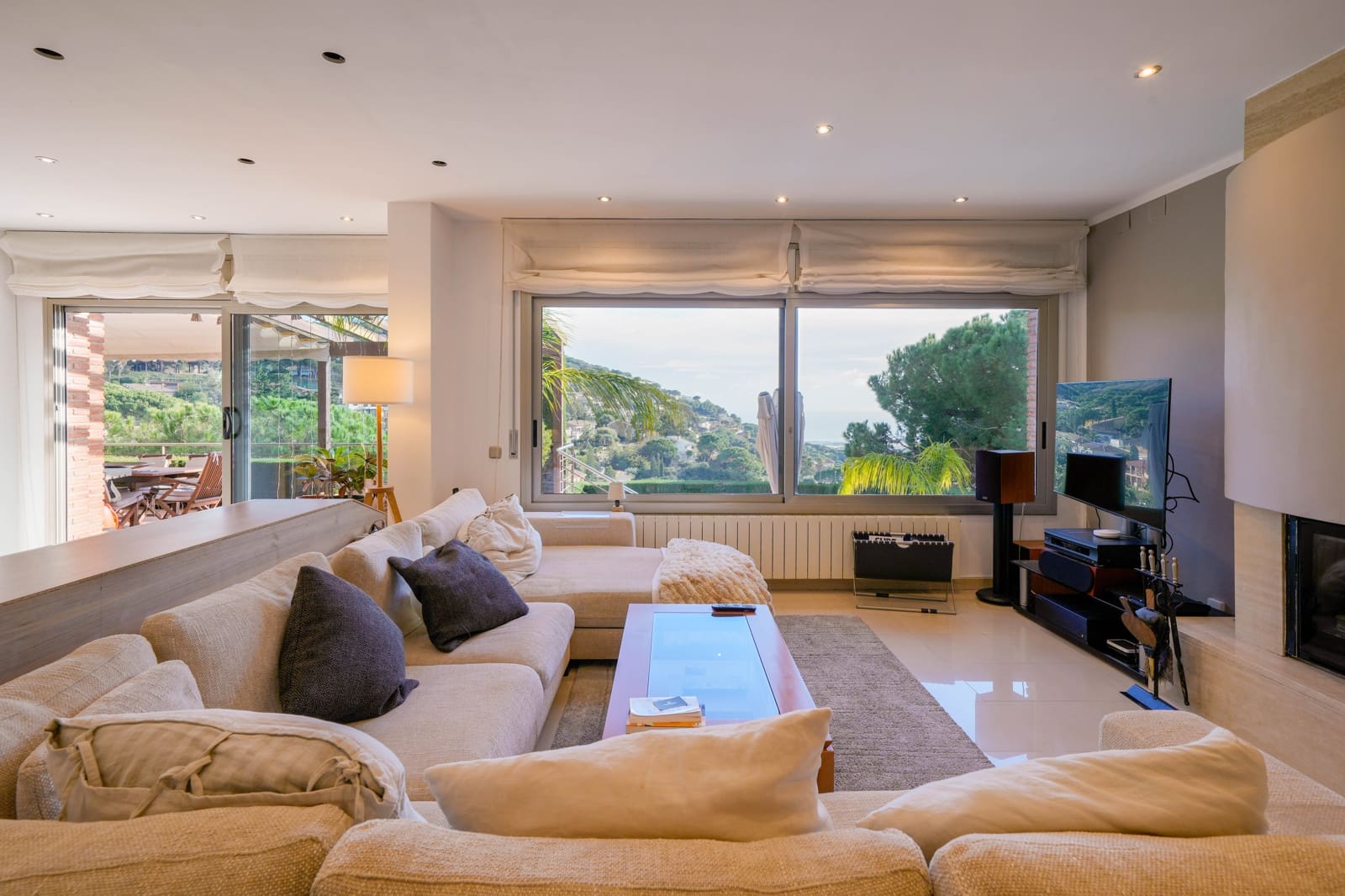 4 soverom Villa til salgs i Cabrils med svømmebasseng garasje - € 998 000 (Ref: 9444633)