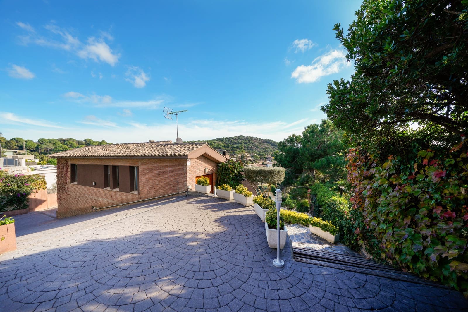 4 soverom Villa til salgs i Cabrils med svømmebasseng garasje - € 998 000 (Ref: 9444633)