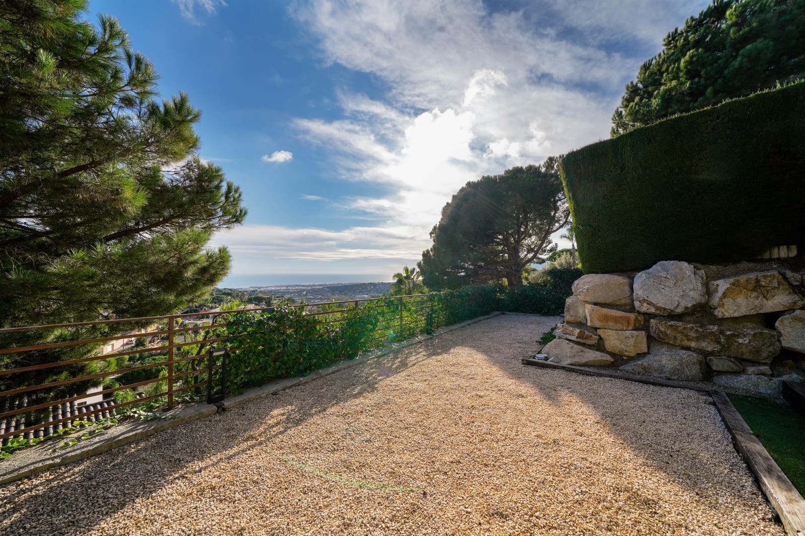 4 soverom Villa til salgs i Cabrils med svømmebasseng garasje - € 998 000 (Ref: 9444633)