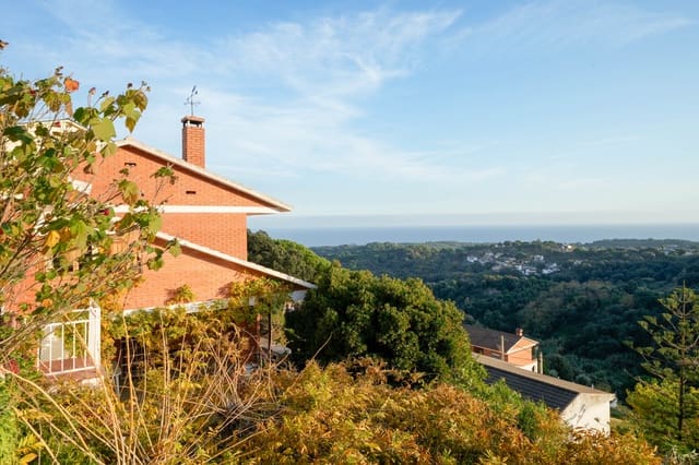 6 soverom Villa til salgs i Sant Cebrià de Vallalta med garasje - € 480 000 (Ref: 9446968)