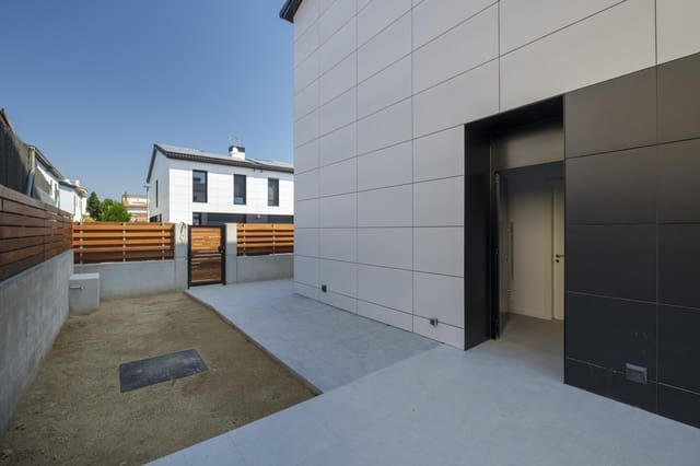 3 soveværelse Villa til salg i La Garriga - € 605.000 (Ref: 9447091)