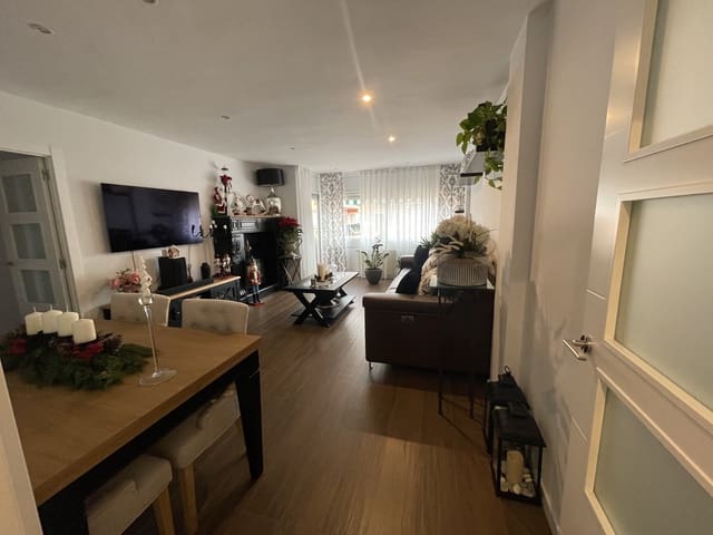 3 soveværelse Lejlighed til salg i Arenys de Mar - € 310.000 (Ref: 9459650)