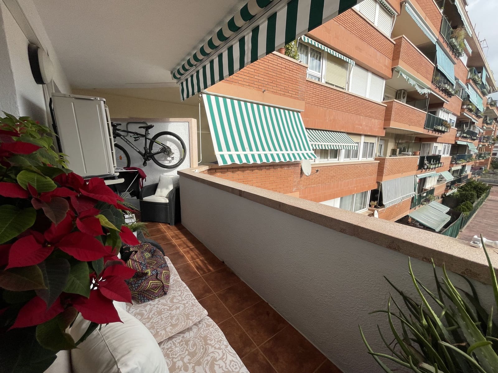 3 soveværelse Lejlighed til salg i Arenys de Mar - € 310.000 (Ref: 9459650)