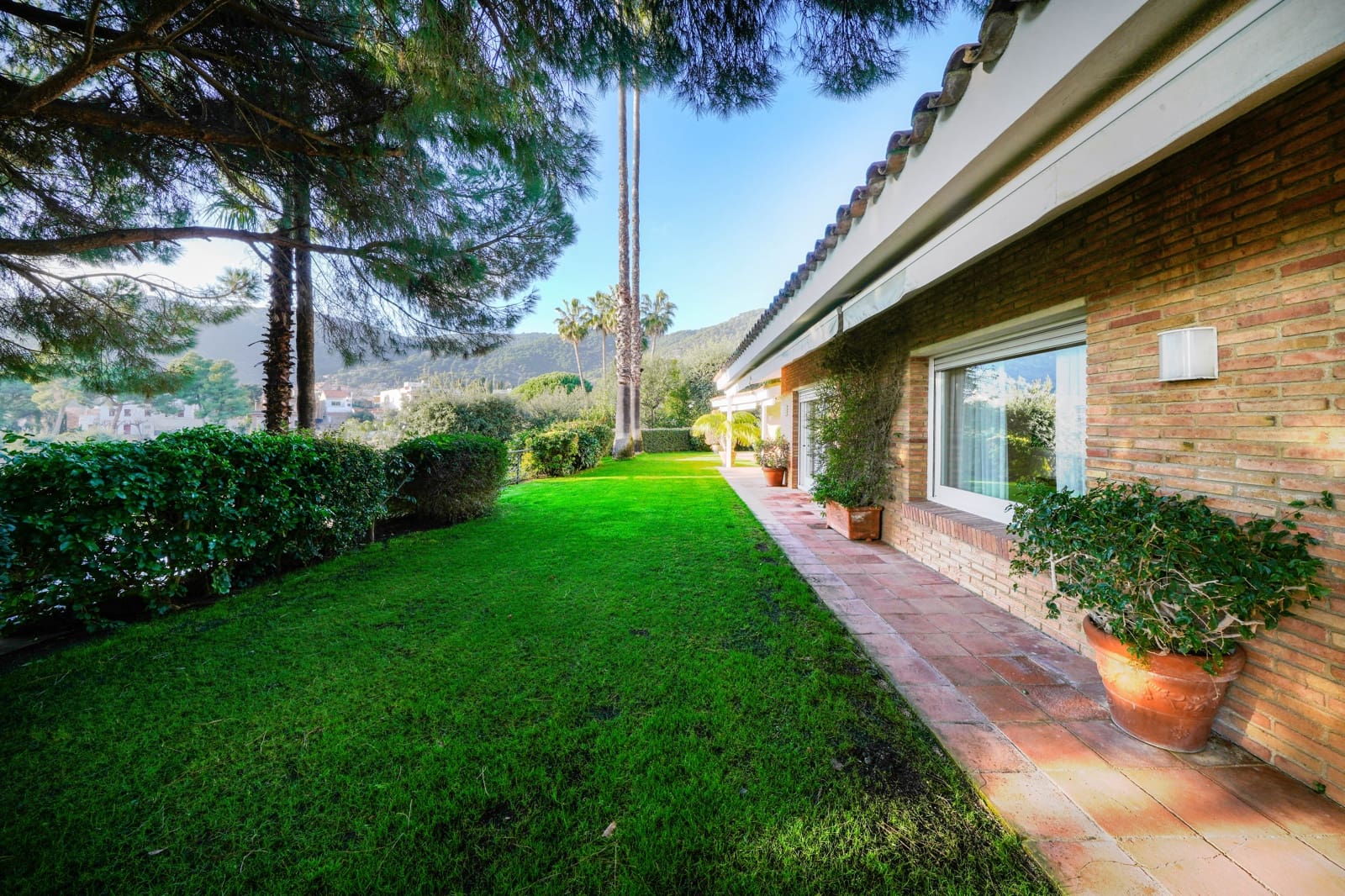 6 chambre Villa/Maison à vendre à Premia de Dalt avec piscine garage - 1 650 000 € (Ref: 9470121)