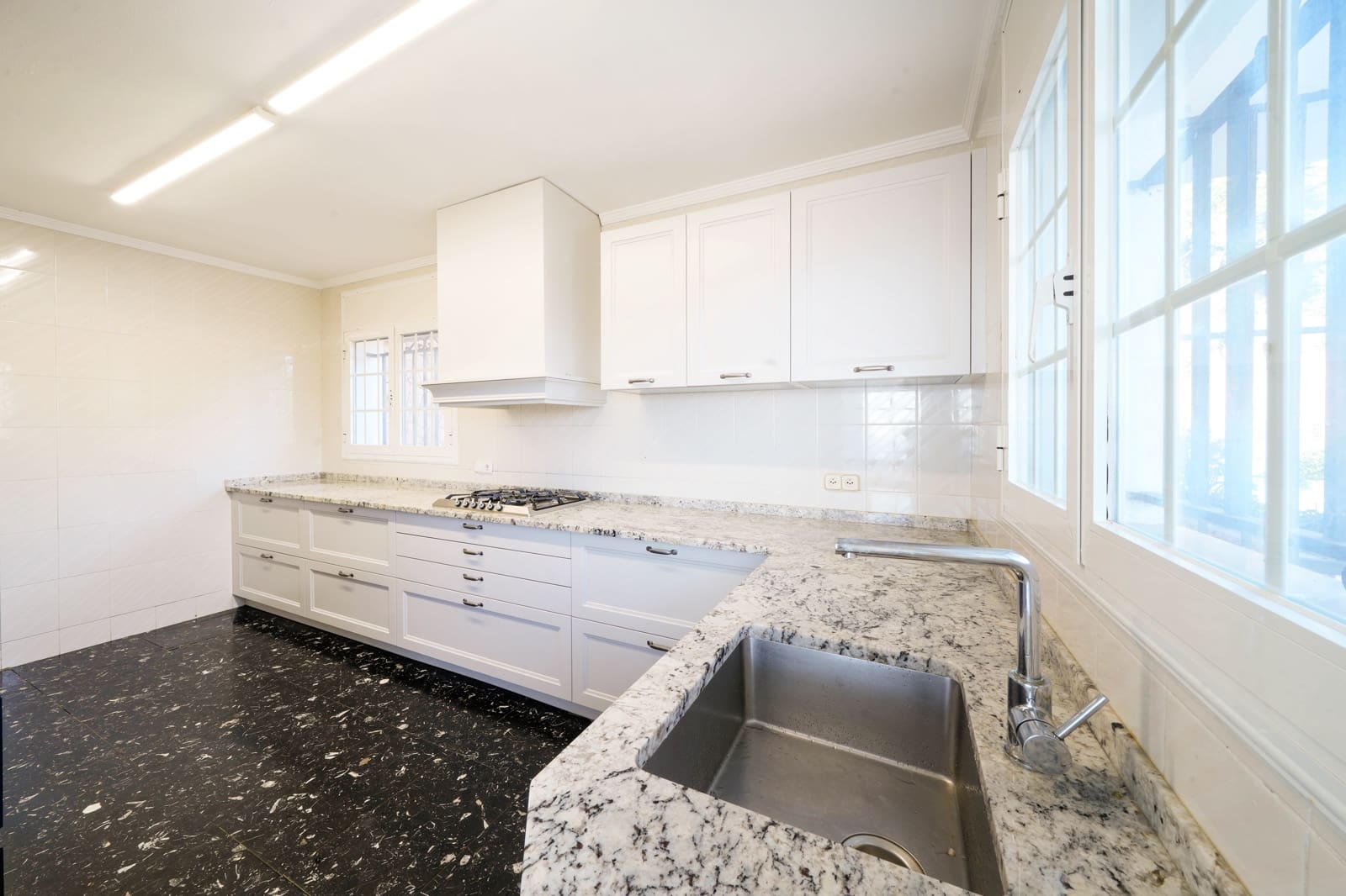 5 soverom Villa til salgs i Arenys de Mar med svømmebasseng - € 795 000 (Ref: 9473351)