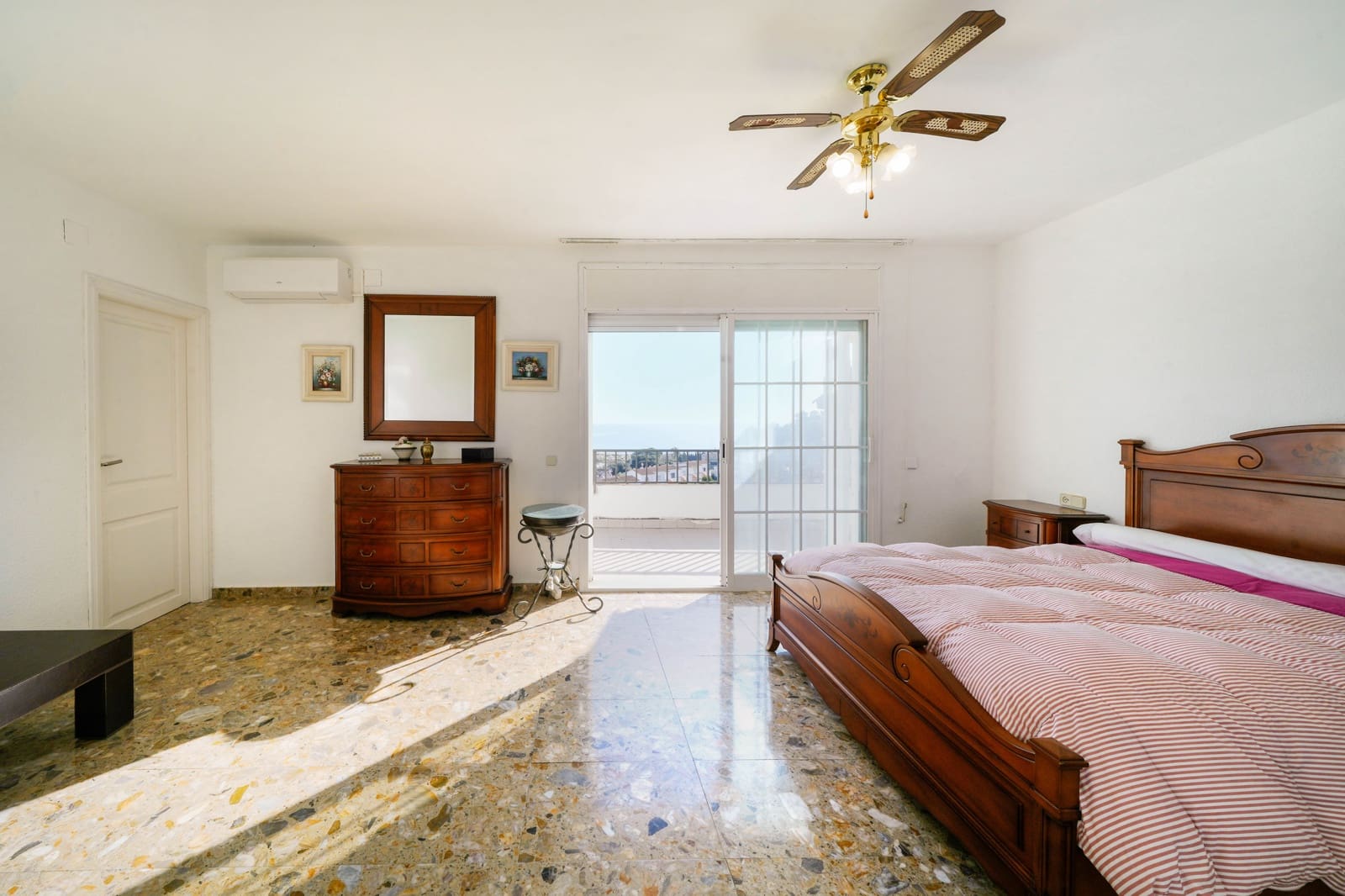 5 soverom Villa til salgs i Arenys de Mar med svømmebasseng - € 795 000 (Ref: 9473351)