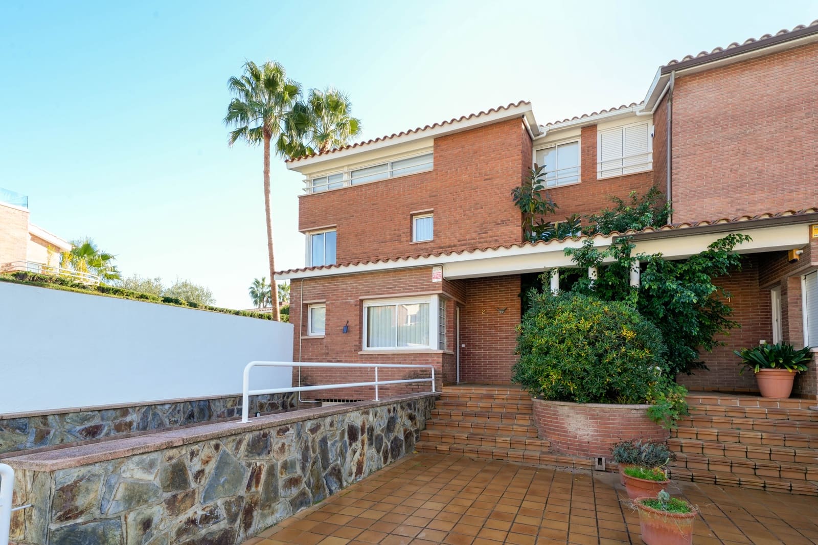 6 sypialnia Dom na sprzedaż w Sant Vicenc de Montalt z basenem garażem - 990 000 € (Ref: 9474418)