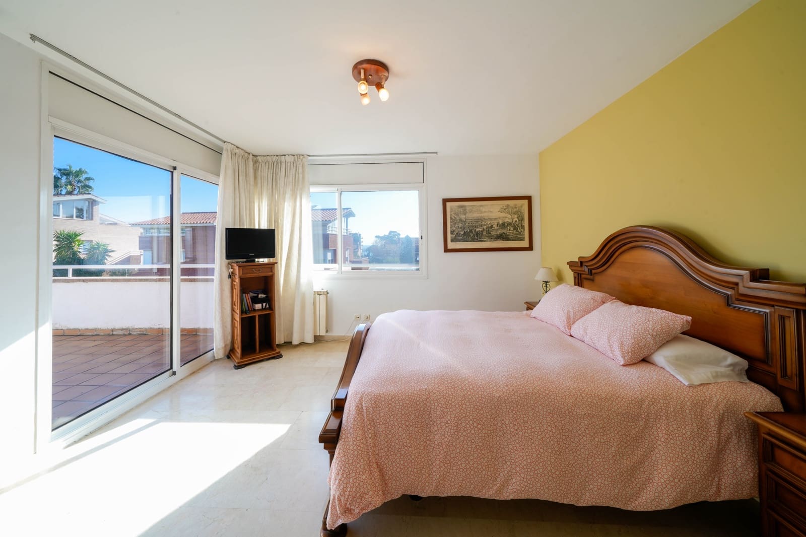 6 sypialnia Dom na sprzedaż w Sant Vicenc de Montalt z basenem garażem - 990 000 € (Ref: 9474418)