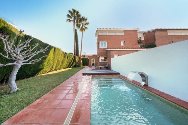 6 sypialnia Dom na sprzedaż w Sant Vicenç de Montalt z basenem garażem - 990 000 € (Ref: 9474418)