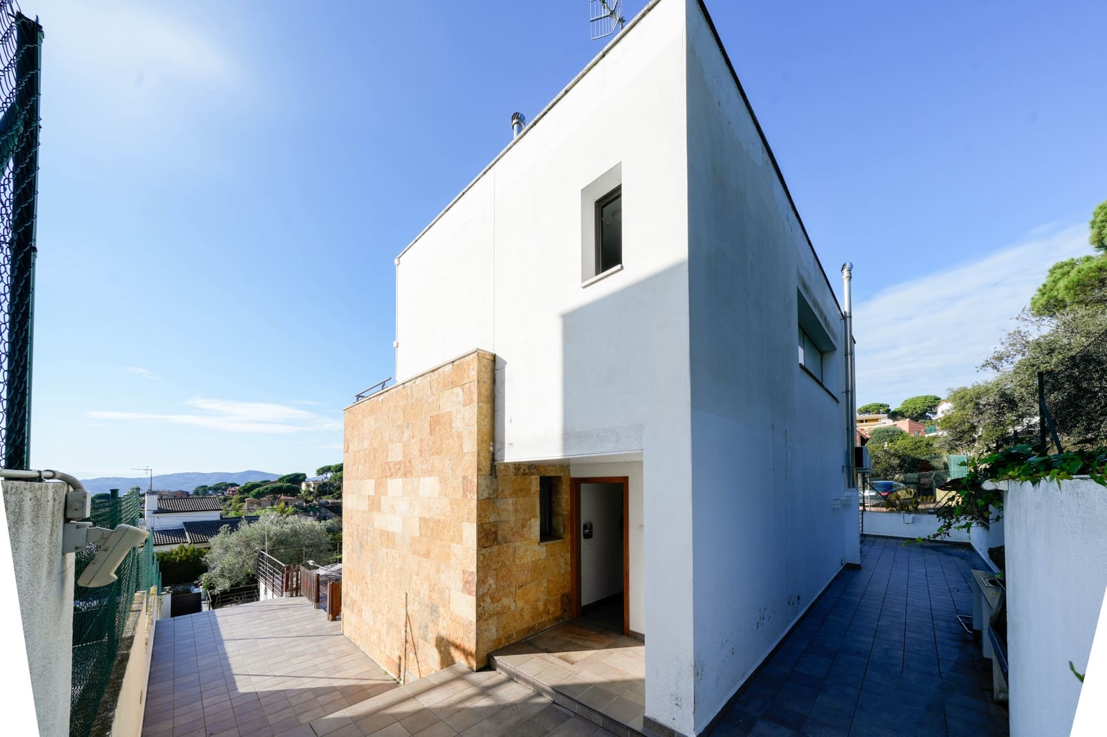 4 slaapkamer Villa te koop in Tordera met zwembad garage - € 429.000 (Ref: 9483947)