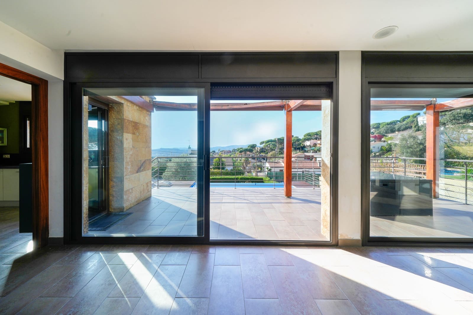 4 slaapkamer Villa te koop in Tordera met zwembad garage - € 429.000 (Ref: 9483947)