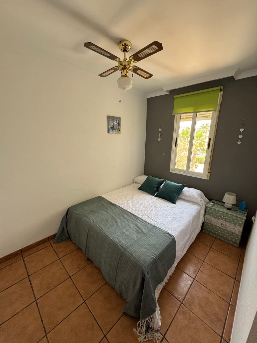 4 camera da letto Villetta Bifamiliare da affitare come casa vacanza in Vera con piscina garage - 500 € (Rif: 9172130)