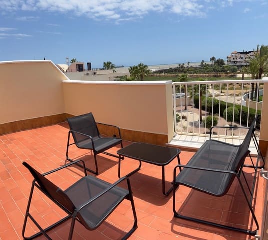 4 camera da letto Villetta Bifamiliare da affitare come casa vacanza in El Playazo, Vera con piscina garage - 500 € (Rif: 9172130)