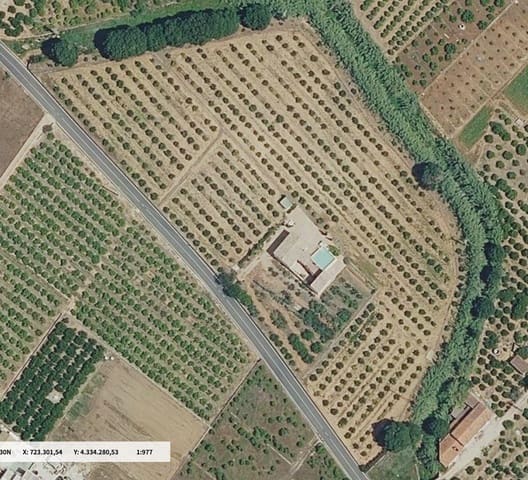 6 soveværelse Finca/Landehus til salg i Alzira med swimmingpool garage - € 525.000 (Ref: 9172573)