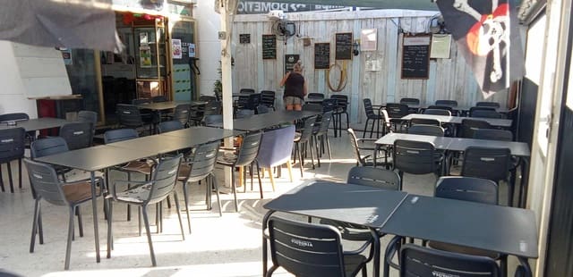 Bar/Restaurant zu verkaufen in Sierra Helada, Benidorm - 87.950 € (Ref: 9205471)