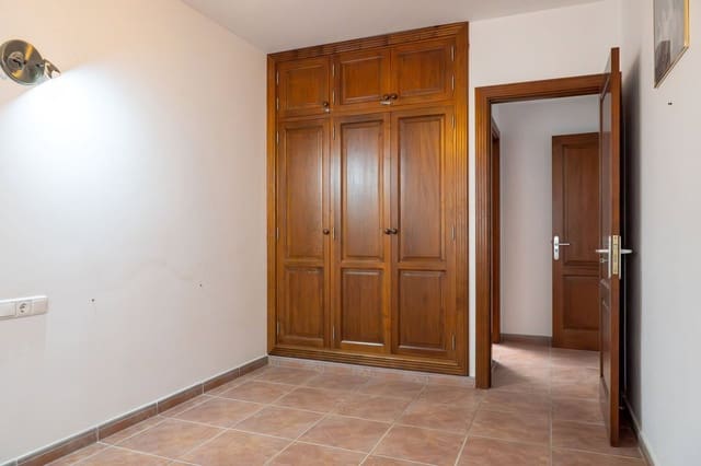 2 makuuhuone Huoneisto myytävänä paikassa Costa Teguise, Teguise mukana uima-altaan - 295 000 € (Ref: 10021448)