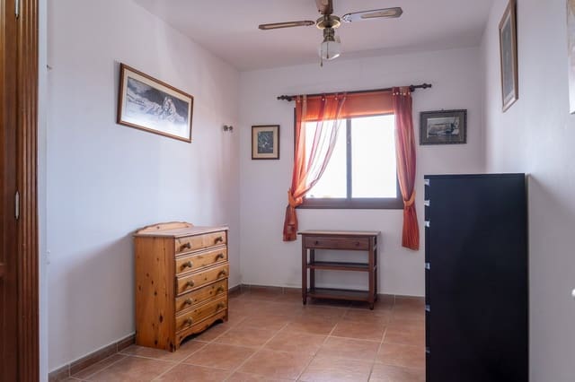 2 makuuhuone Huoneisto myytävänä paikassa Costa Teguise, Teguise mukana uima-altaan - 295 000 € (Ref: 10021448)