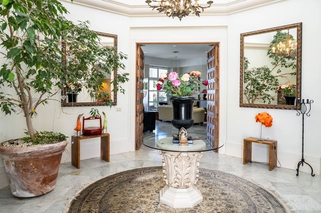 6 camera da letto Villa in vendita in Costa Teguise, Teguise con piscina garage - 2.200.000 € (Rif: 10024811)