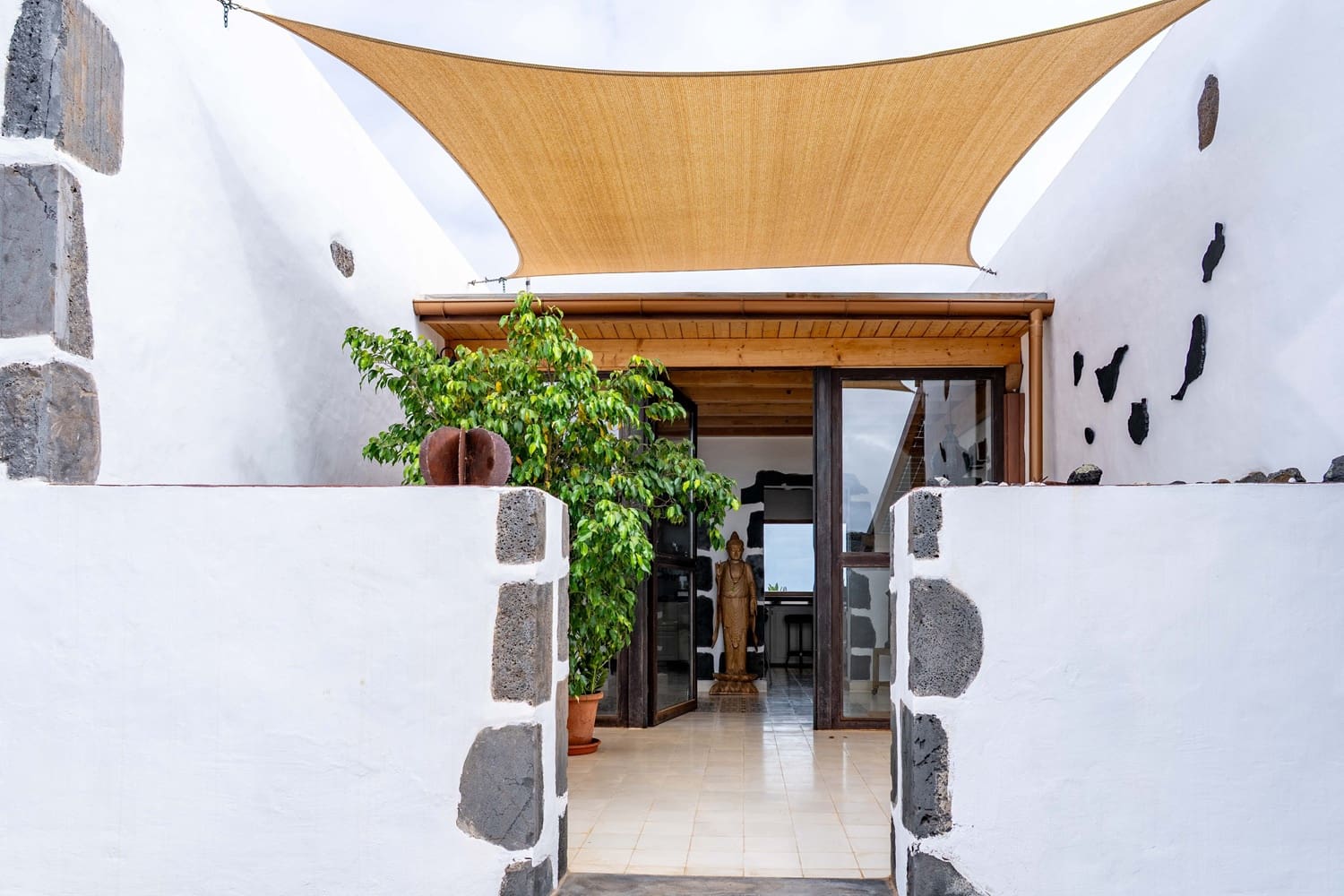 3 slaapkamer Finca/Landhuis te koop in El Cuchillo met garage - € 980.000 (Ref: 10039292)