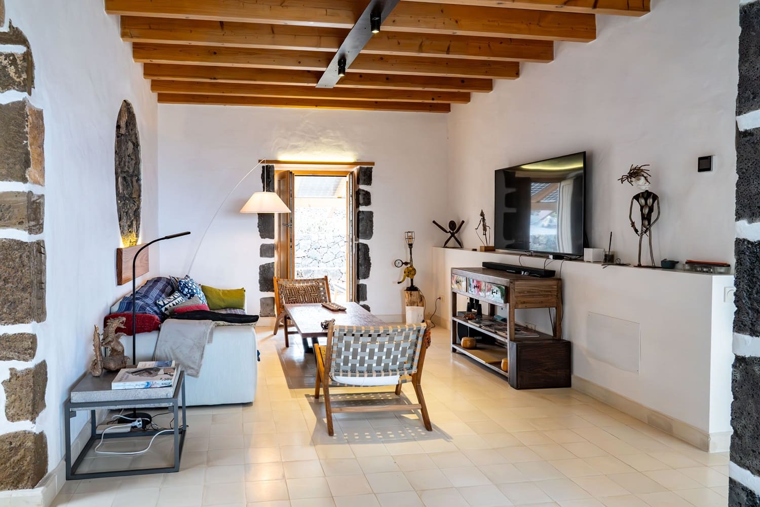 3 slaapkamer Finca/Landhuis te koop in El Cuchillo met garage - € 980.000 (Ref: 10039292)