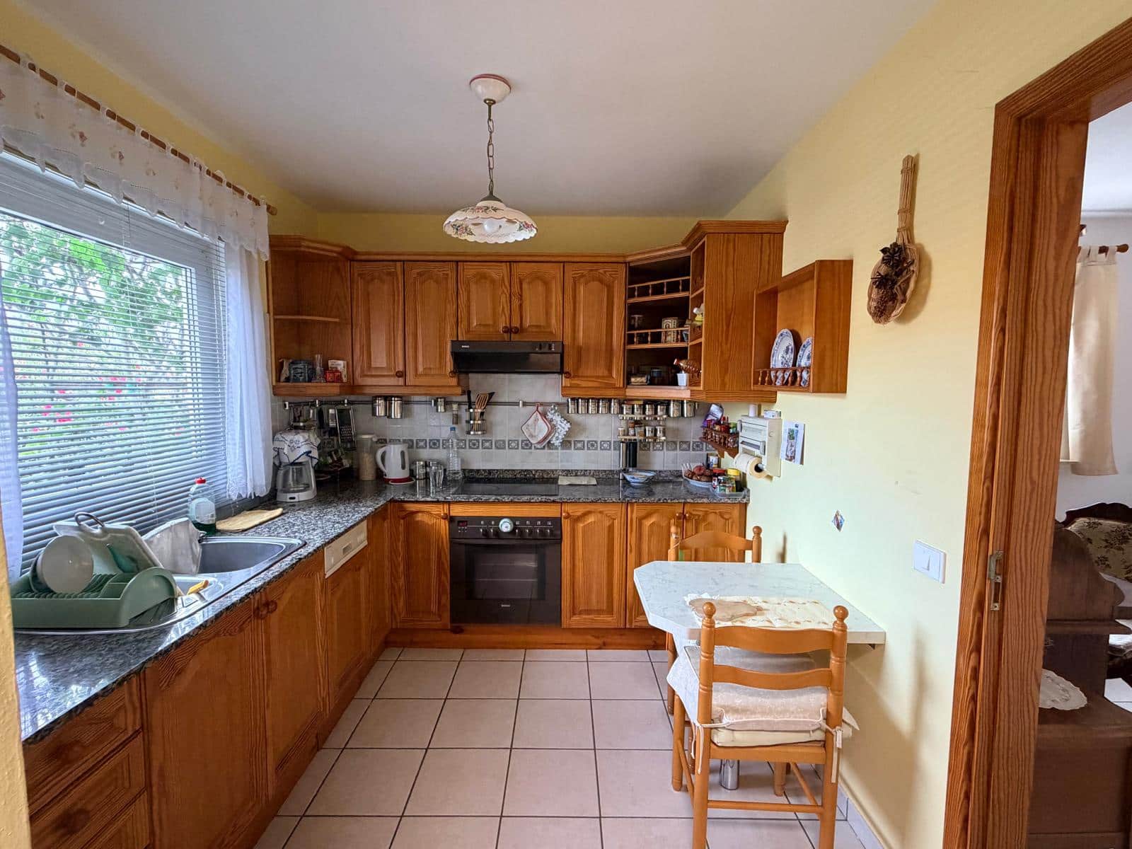 2 bedroom Apartment for sale in Mala with garage - € 510,000 (Ref: 10039295)