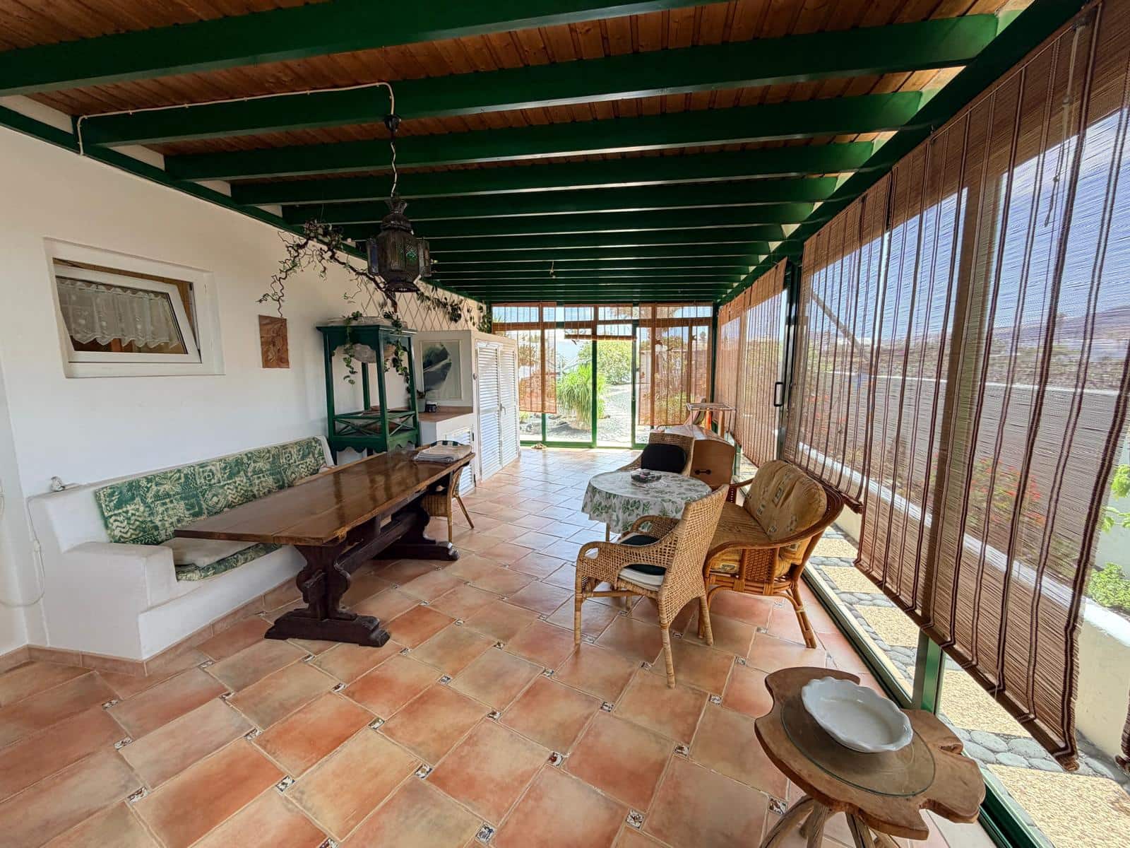 2 bedroom Apartment for sale in Mala with garage - € 510,000 (Ref: 10039295)