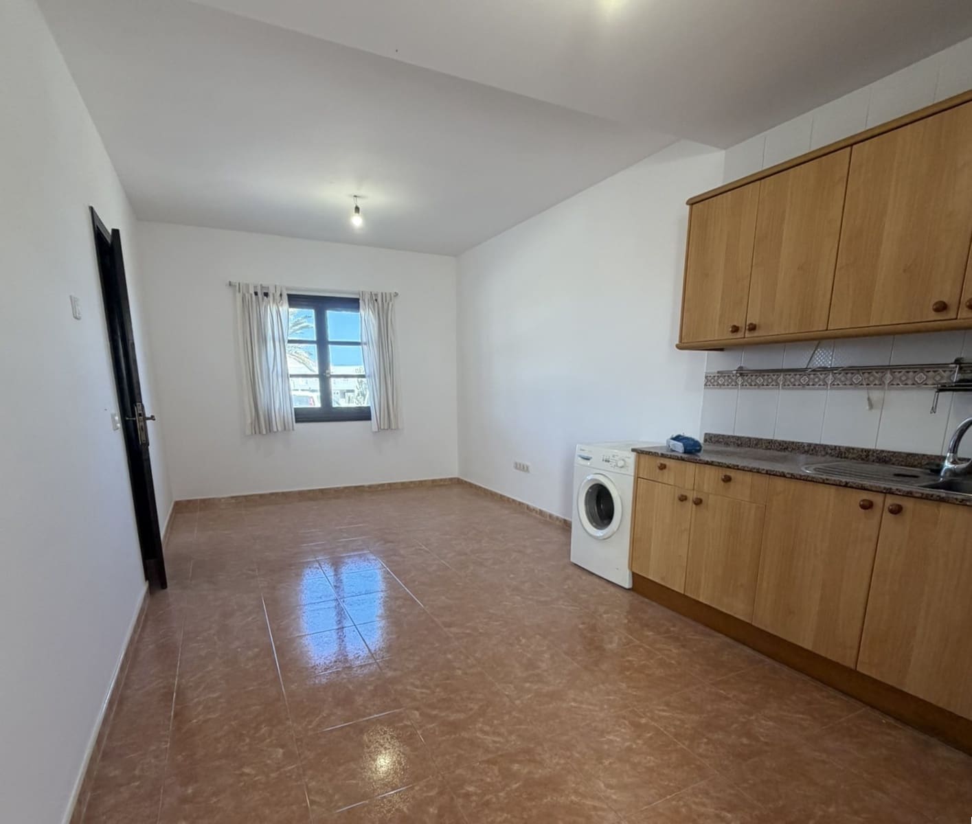 3 soveværelse Lejlighed til salg i Costa Teguise med garage - € 395.000 (Ref: 10039296)