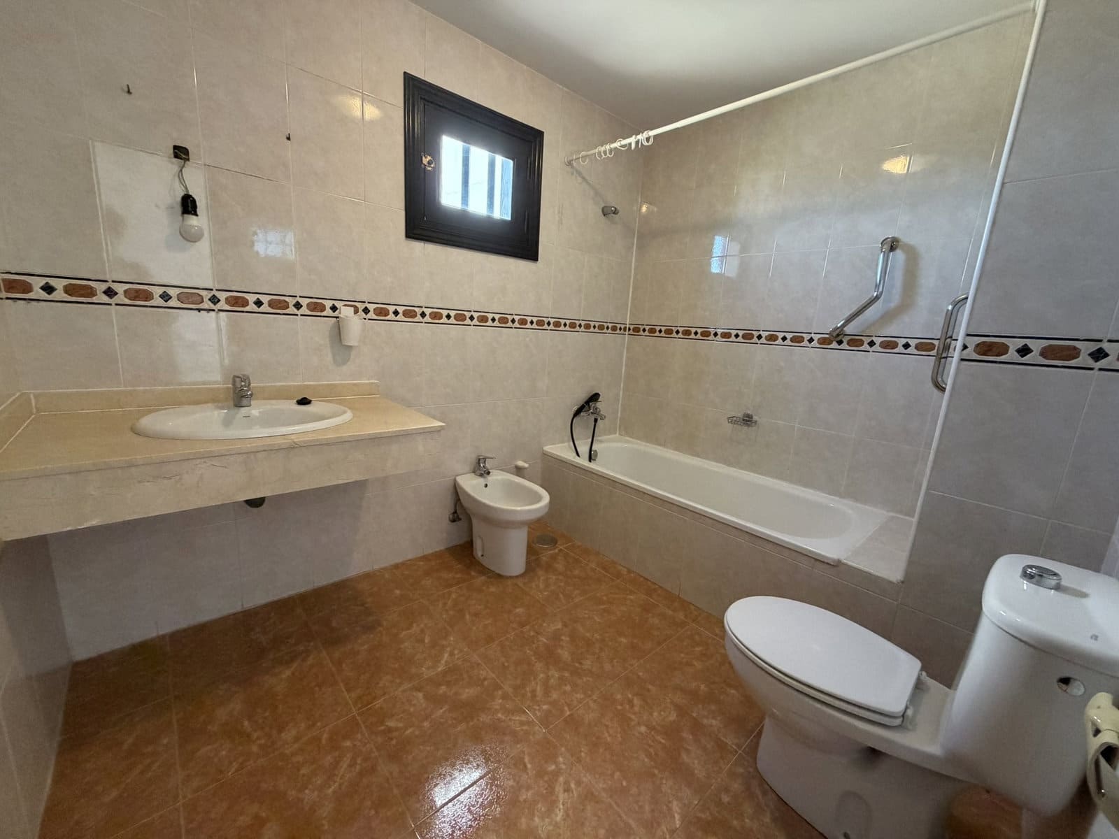3 bedroom Apartment for sale in Costa Teguise with garage - € 395,000 (Ref: 10039296)
