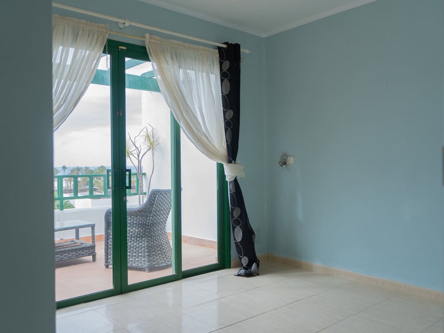 2 bedroom Apartment for sale in Costa Teguise with pool garage - € 275,000 (Ref: 10101041)