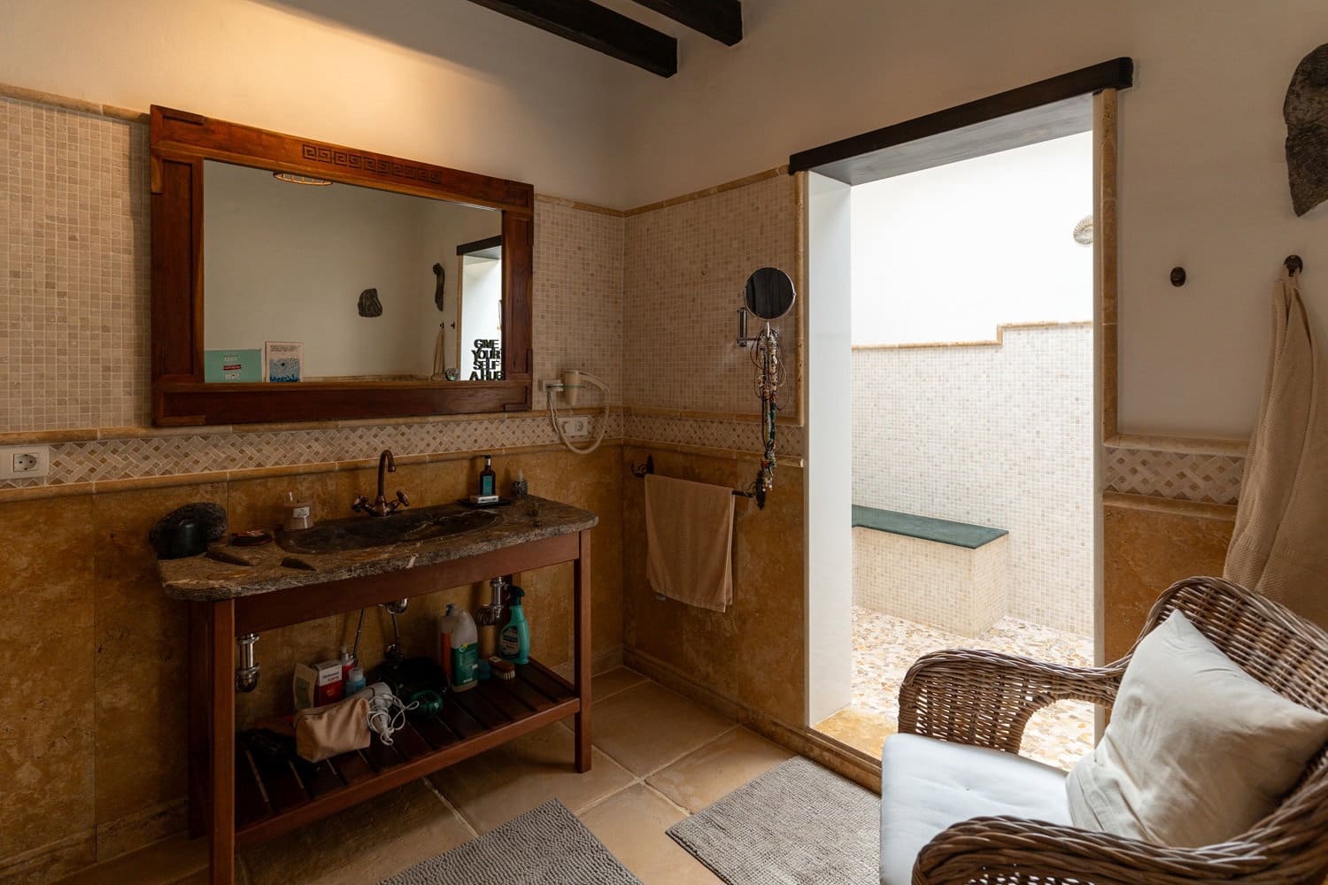 4 bedroom Finca/Country House for sale in Haria with garage - € 1,150,000 (Ref: 10124984)