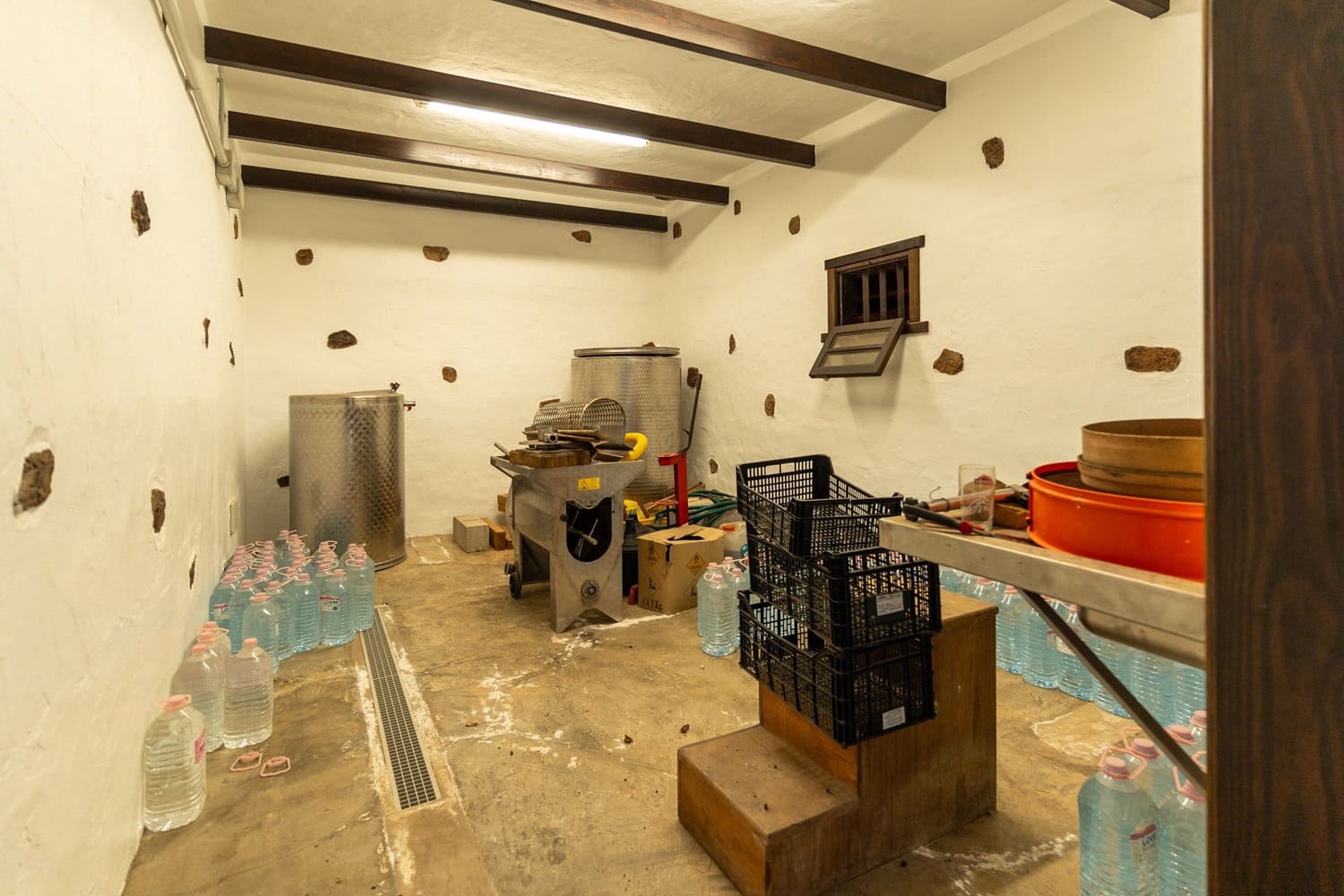 4 bedroom Finca/Country House for sale in Haria with garage - € 1,150,000 (Ref: 10124984)