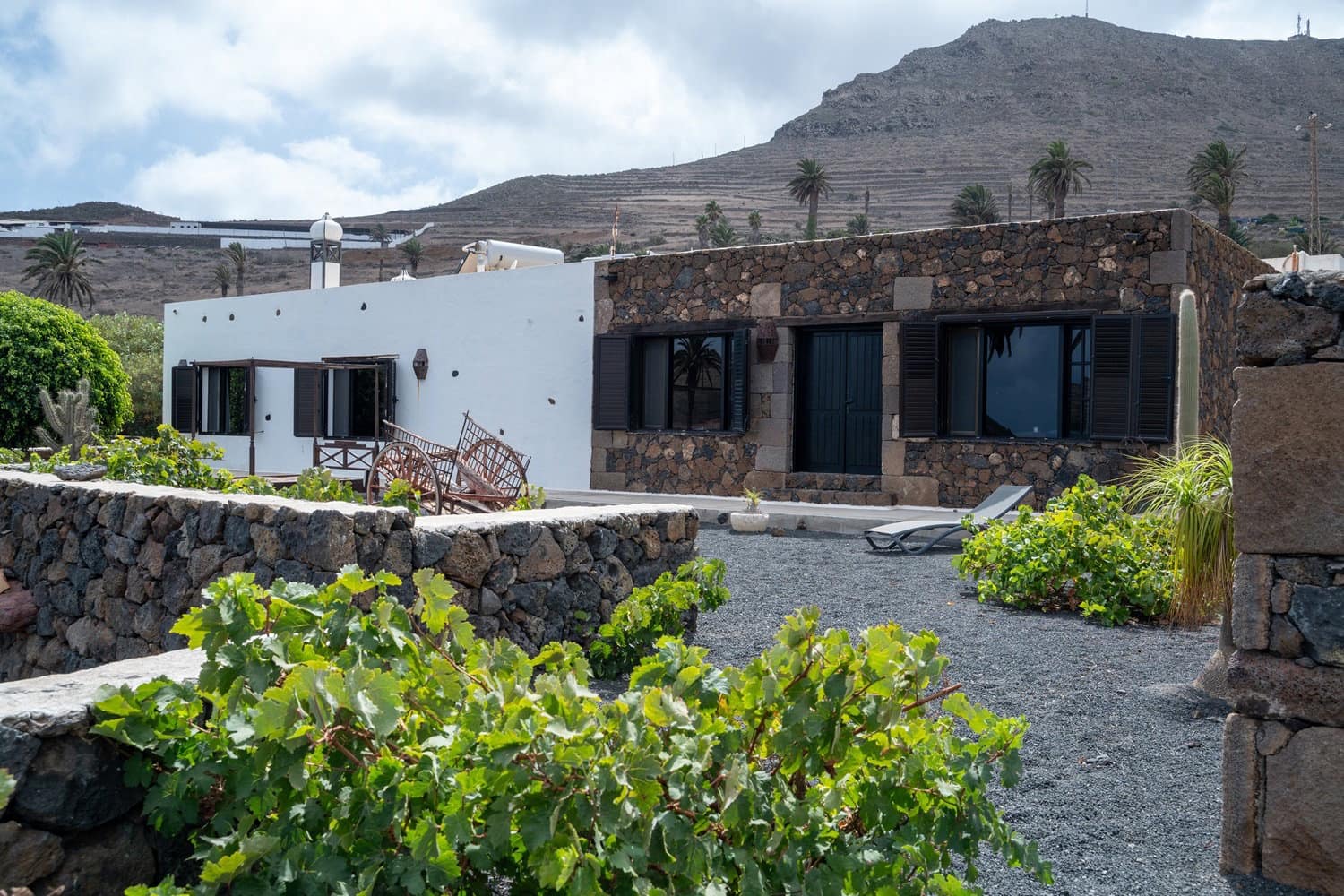 4 bedroom Finca/Country House for sale in Haria with garage - € 1,150,000 (Ref: 10124984)