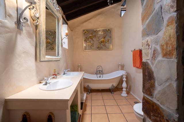 6 chambre Appartement à vendre à Tiagua, Teguise avec piscine garage - 895 000 € (Ref: 10160607)