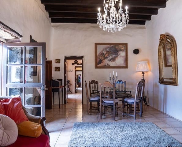 6 chambre Appartement à vendre à Tiagua, Teguise avec piscine garage - 895 000 € (Ref: 10160607)