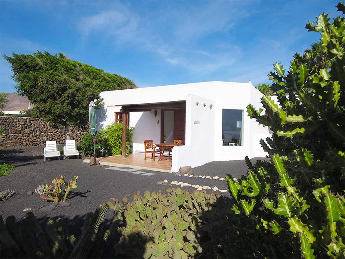 5 bedroom Finca/Country House for sale in Mala with garage - € 630,000 (Ref: 10160608)